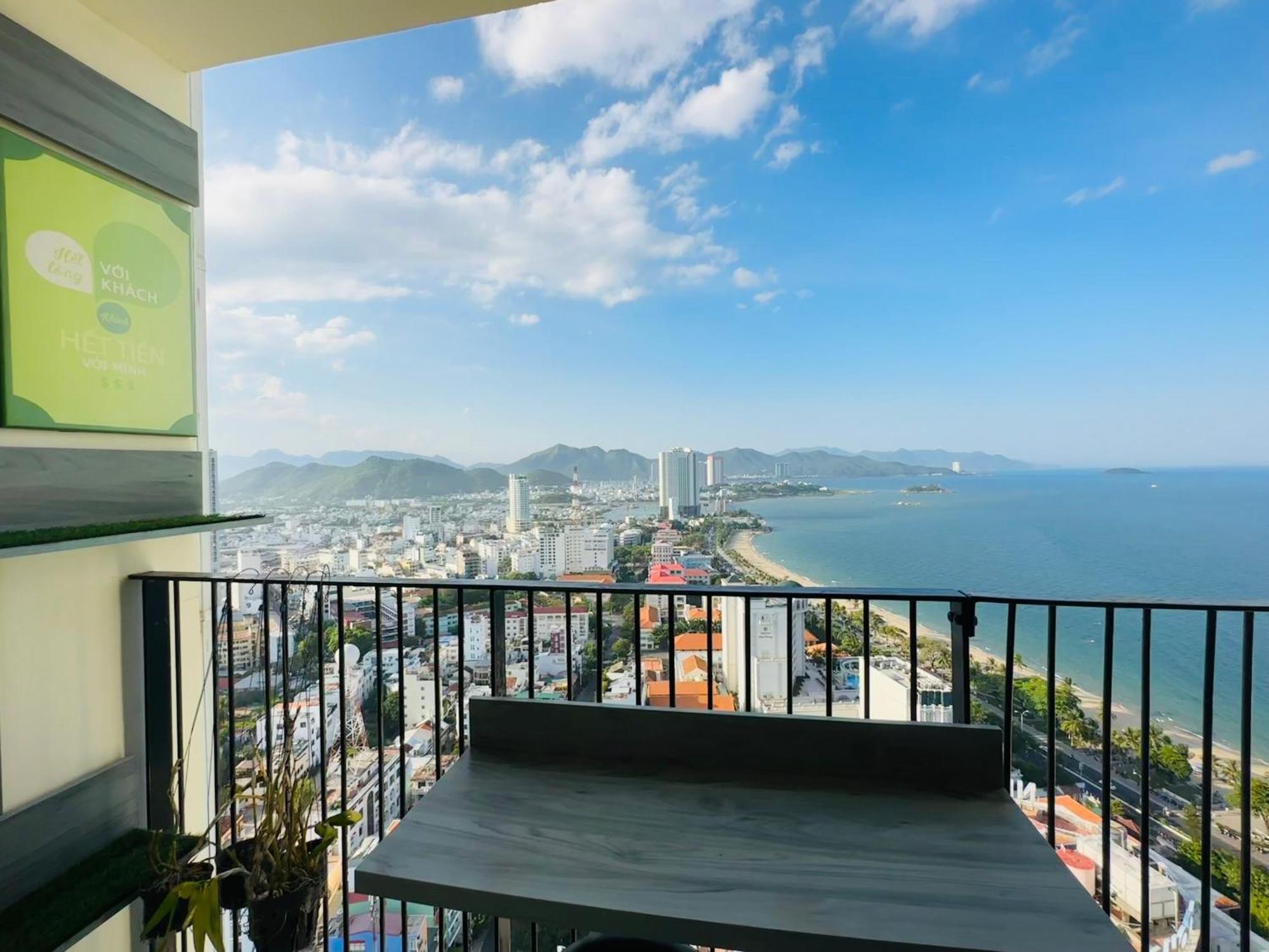 Gold Coast Nha Trang Luxury Apartment - Ocean View Eksteriør bilde